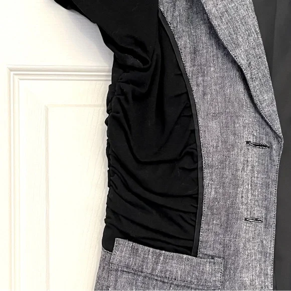 🌸3/$25 Candies Linen Blend Black & Gray Blazer Jacket with Ruching Detail Size M - Picture 4 of 16